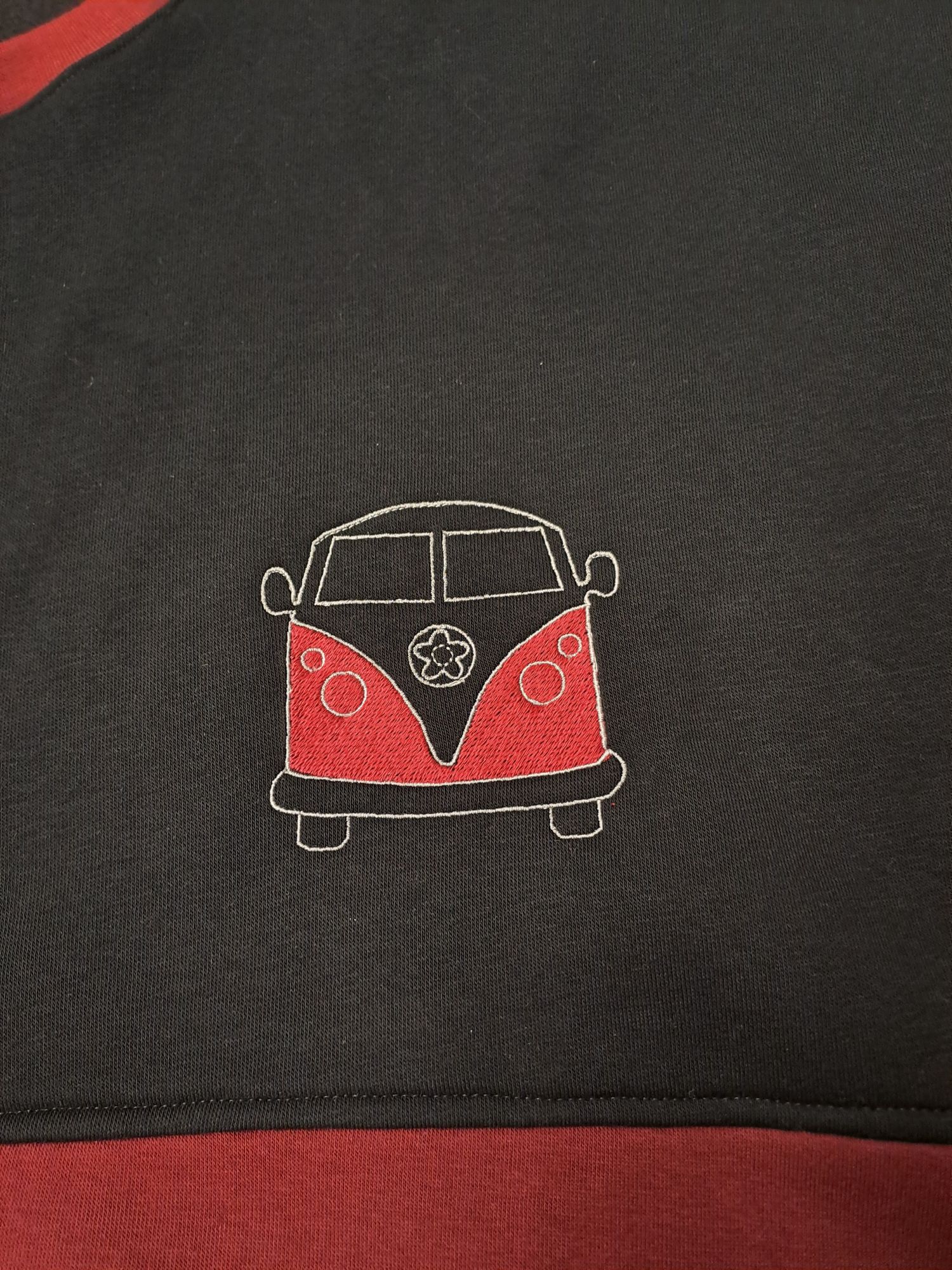 VW- Bus Stickerei