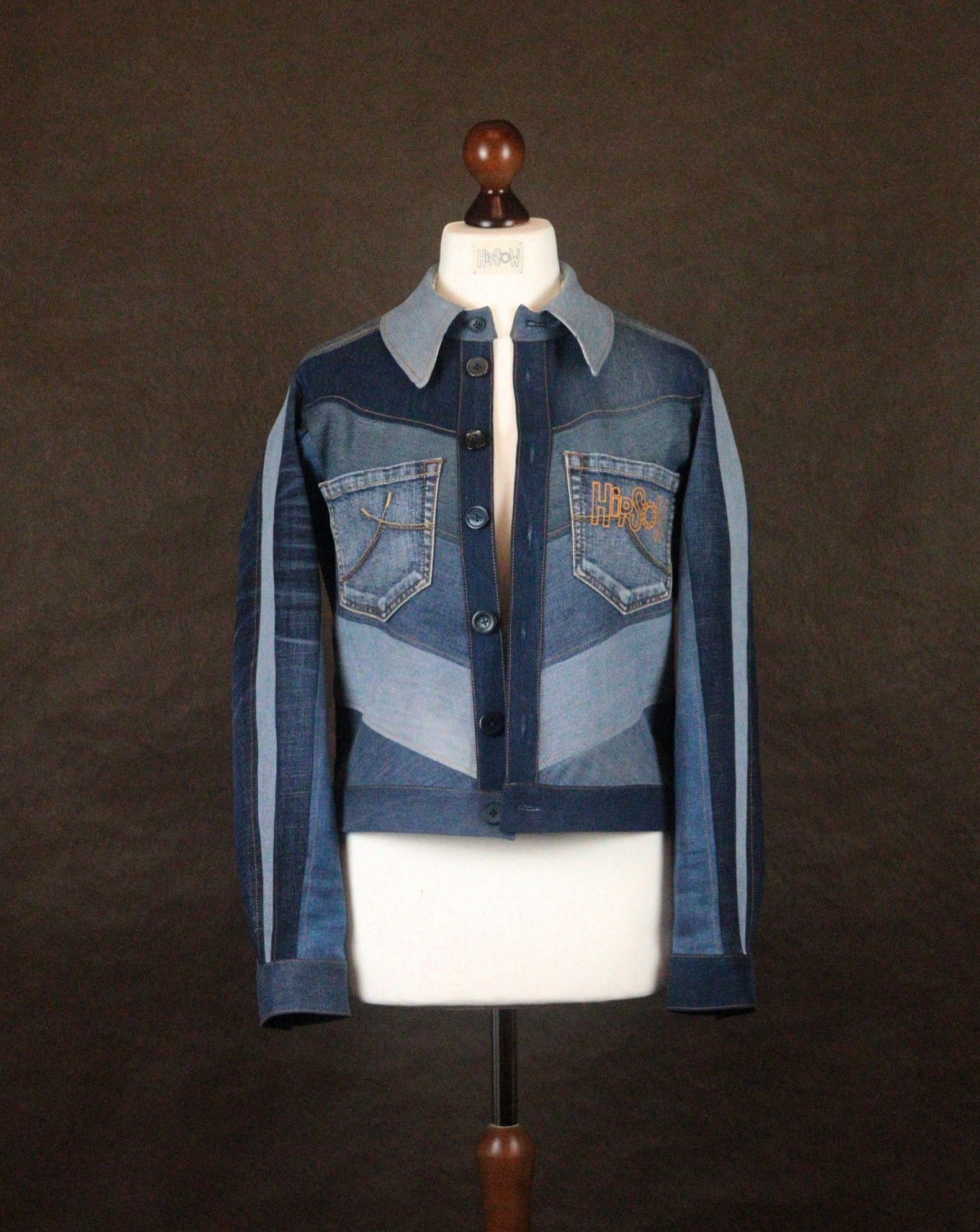 HipSoW Upcycling Jeansjacke auf Büste