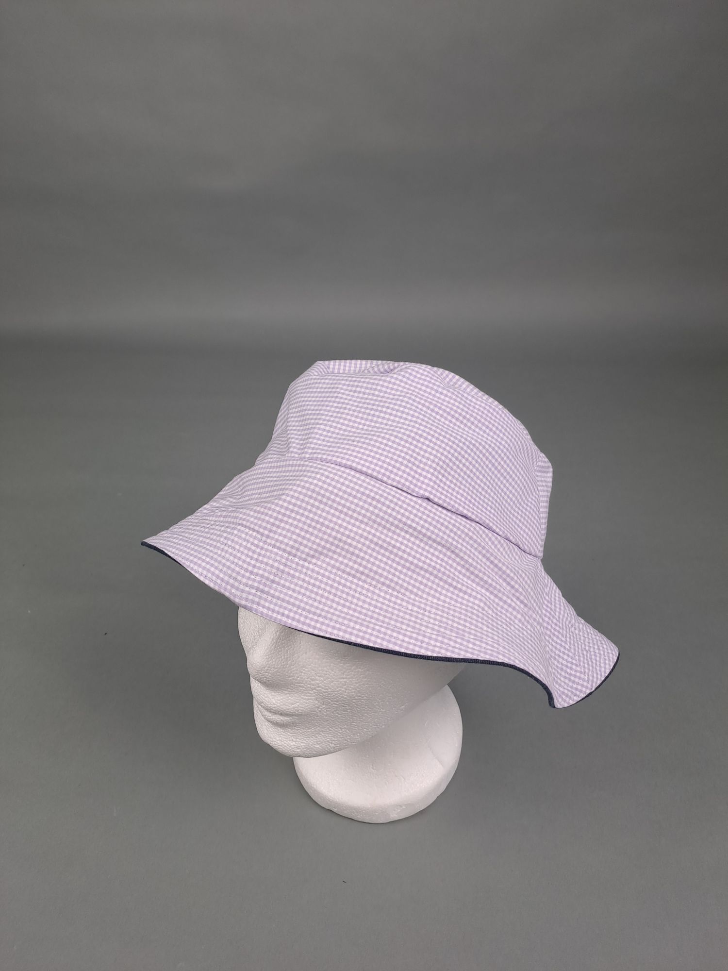 Bucket Hat aus Hemdstoff, Seitenansicht